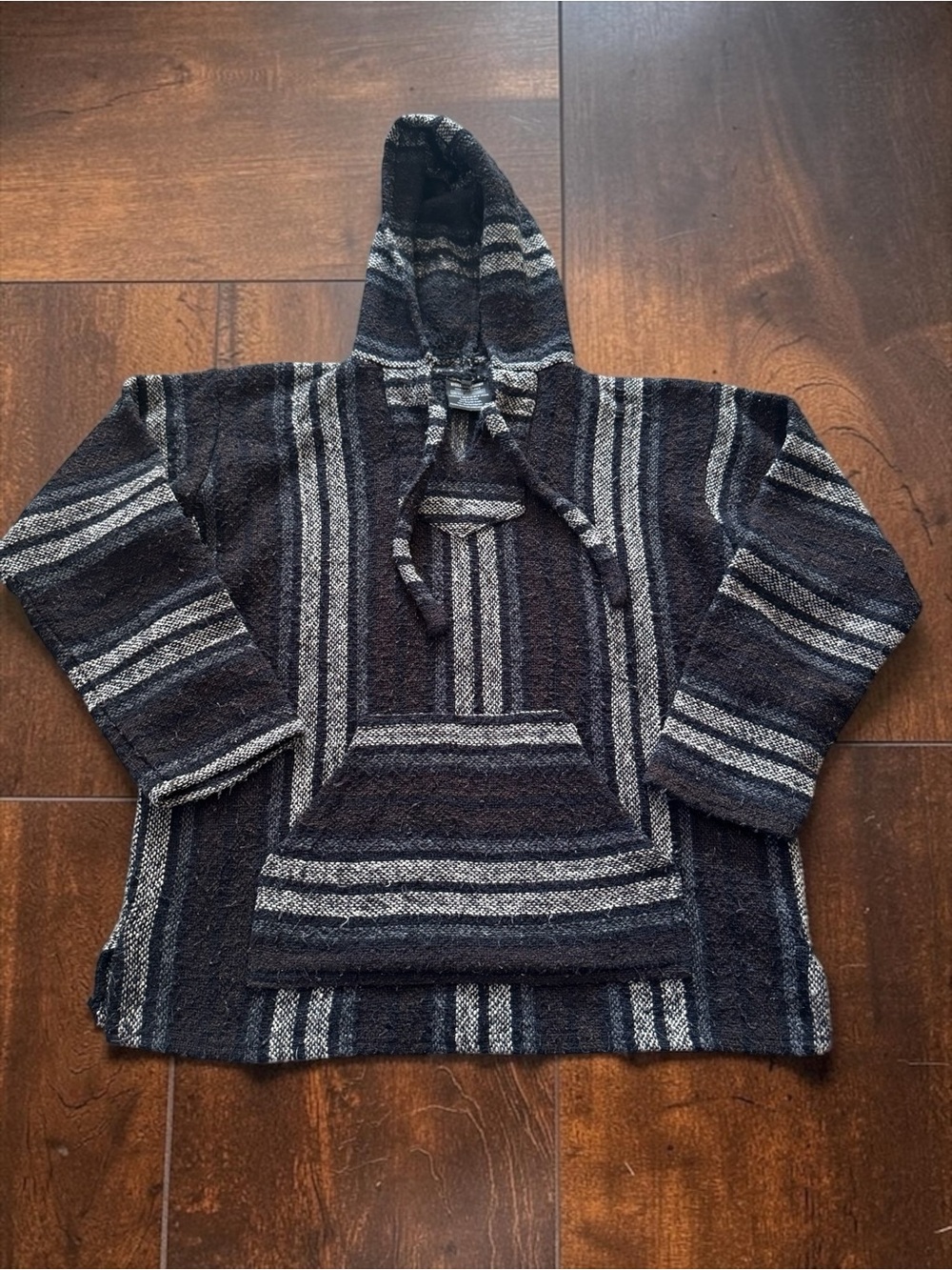 Hydration Nation Baja Hoodie XL Black Gray Striped Mexican Pullover